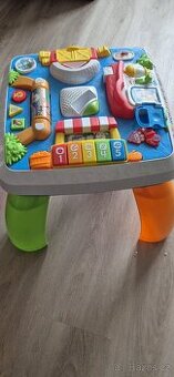 Hrací stoleček a chodídtko