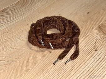 Tkaničky do hnědých kanad ČSLA vz.60, 120 cm, originální pár