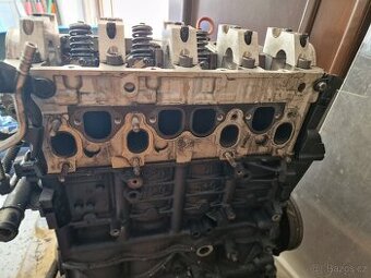 Hlava motoru 2.0 tdi BMM
