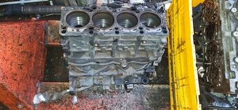Spodek motoru motor polomotor Audi 2.0tdi BLB - 1