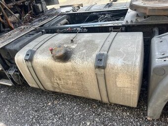 Man tgx palivová nádrž