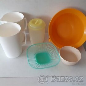 retro kuchyňské nádobí - plast