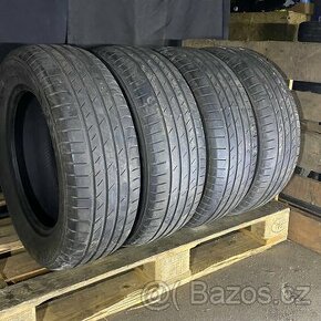 Letní pneu 205/60 R16 92V Kumho 4-4,5mm