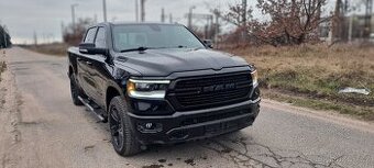 Dodge RAM 1500  2021 SPORT 5.7 4X4