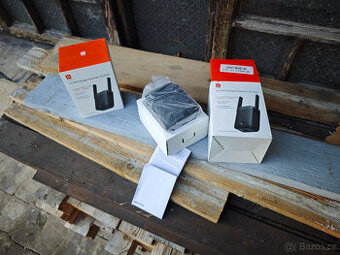 2x Xiaomi Mi WiFi Range Extender AC 1200 černá