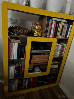Knihovna Orkide Walnut Yellow