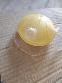 2x kojící kloboučky S , Medela - 1