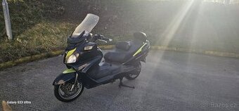 Suzuki burgman 650