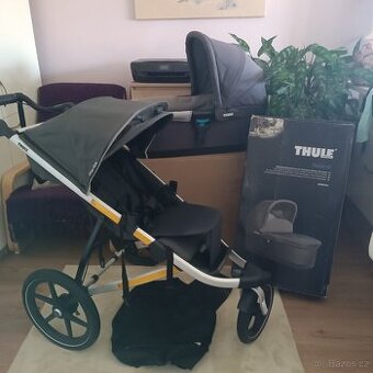 Thule Urban Glide 2 + korba + Vajíčko BeFase + golfky