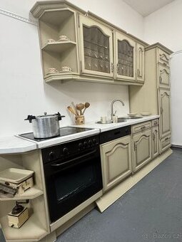 Pastelová rustikální kuchyně ANDREA