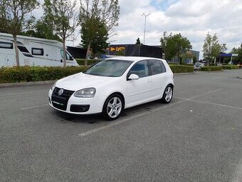 Golf 5 1.9 tdi 77kw GT