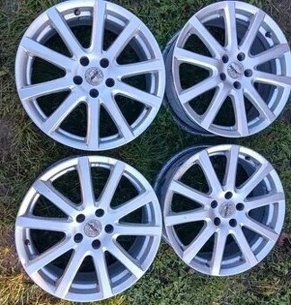 Alu disky 5x112 17 v zachovalém stavu pneu nemám