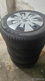 Sada plech.disku 5x112 s zimní pneu 205/55/16