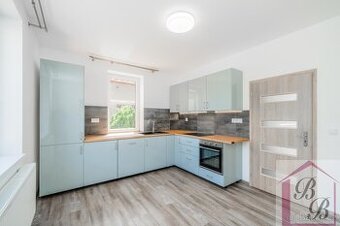 Prodej rodinného domu 3+1 se zahradou, Mnichovo Hradiště, ok