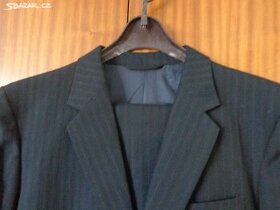 Pánský oblek