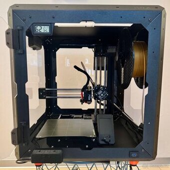 3D tiskárna PRUSA Mini+ Enclosure, filtrační systém, 2 pláty