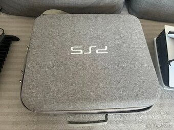 PlayStation 5 s mechanikou + 2 ovladače + 3D Pulse sluchátka