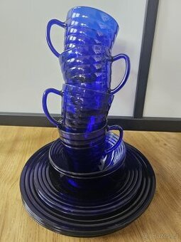 Nádherná ultramarínová sada nádobí