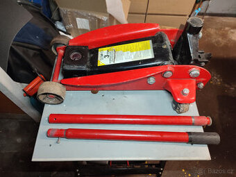 Pojízdný hydraulický zvedák, hever 3t GV T83000E