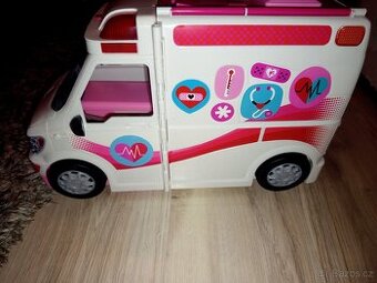 Barbie sanitka