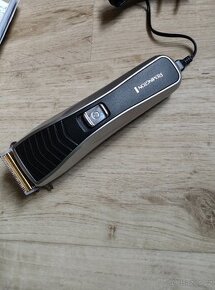 Zastřihovač vlasů Remington