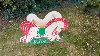 Retro houpací koně