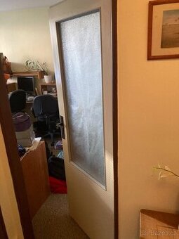 dvere leve prosklenne 70