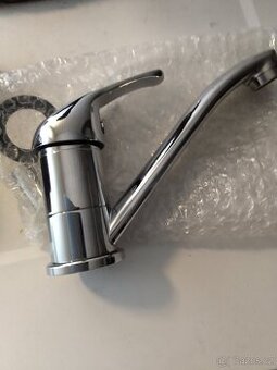 Nové vod.naterie a ventil Sada