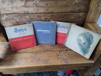 Staré vinylové desky v kompletech cca 5ks v serii