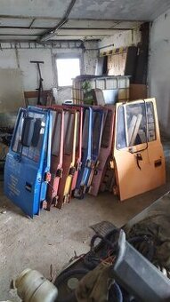 Dveře a kapota z Tatra 815