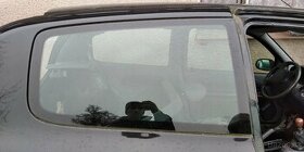 Zadní boční okno Renault clio II (3 dveřová verze)