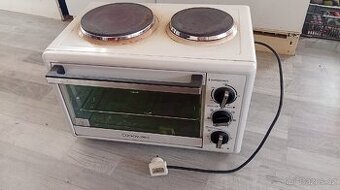 Elektrická trouba s plotýnkami