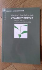 VYVÝŽENÝ ROZVOJ NA GLOBÁLNÍ A REGIONÁLNÍ ÚROVNI, V. Jeníček