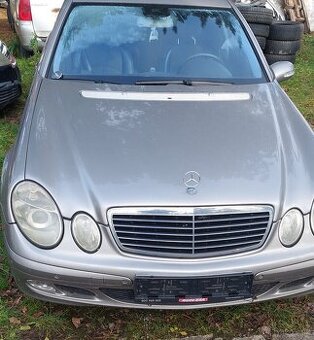 Mercedes  Benz e320cdi prodám veškeré díly nebo celek