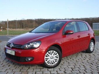 GOLF 6, 1.4TSI-90kw,6st.M,COMFORT,Výhřev,2xPDC,Navi,TAŽNÉ