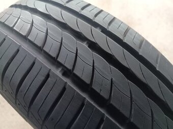 185/60 R15 PIRELLI (1615)