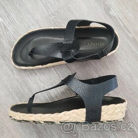 Černé kožené sandále, žabky, 38