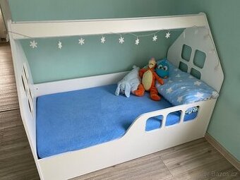 Domeckova postel + matrace (predani Vendryne)