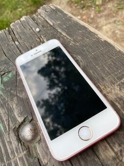 iPhone SE 2016