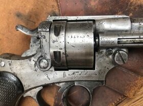 Historicky revolver Chamelot-Delvigne 1873