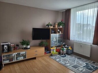 Prodej bytu 2+KK s balkónem v Telči 62 m2–sídliště Radkovská