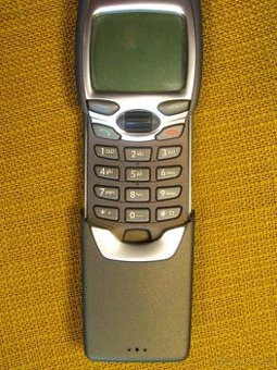 NOKIA 7110,perfektní stav, přední zadní flip