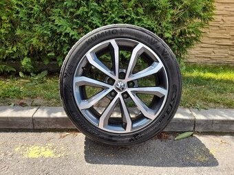 SADA ALU KOL ŠKODA VEL. 17" PNEU KUMHO 225/45 R17