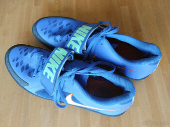 Tretry vrhačské Nike, vel. 46