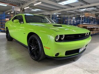 Dodge challenger 5,7 Hemi V8 R/T