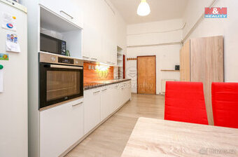 Pronájem lůžka, 180 m², Olomouc, ul. Palackého