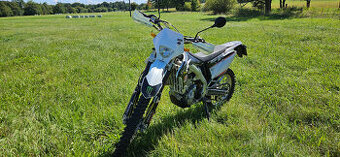Terenní enduro Suzuki RMX450Z