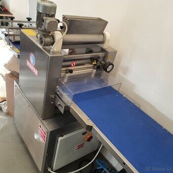 Stroj na výrobu tyčinek