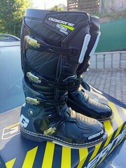 Prodám motokrosové/enduro boty Gaerne Fastback Endurance,