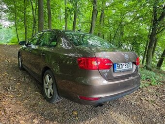 Volkswagen Jetta 1.4 TSI DSG, 1.MAJITEL, KLIMA, NOVÉ ROZVODY